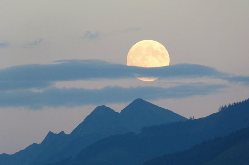 Dreamy Moon Image